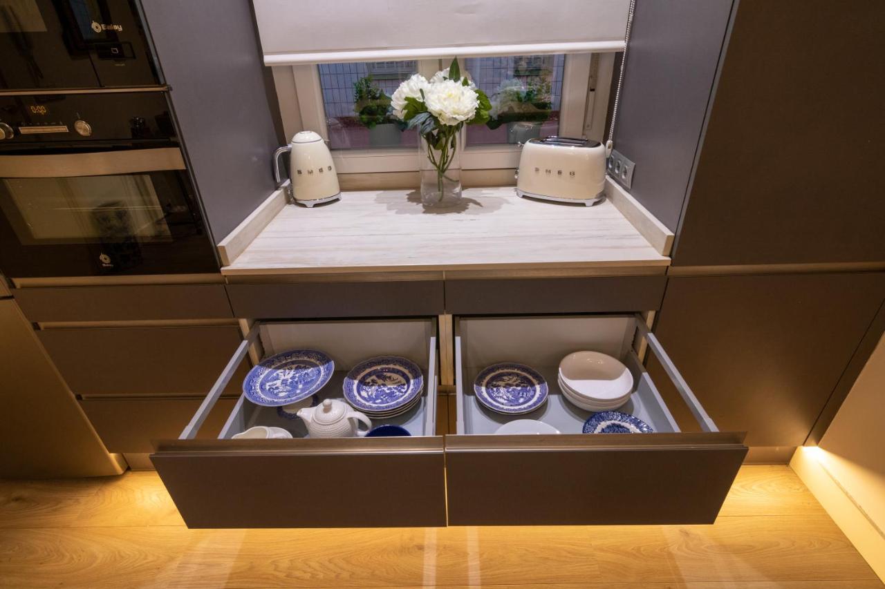 Bilbao Plaza Campuzano De Bilbao Suites, Elegante Y Centrico Eksteriør bilde